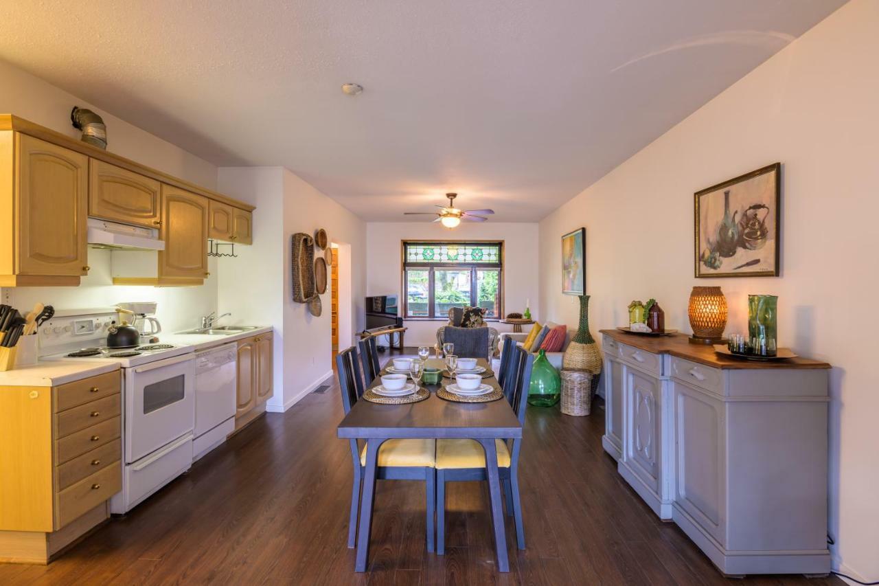 Charming 1 Bdrm View Suite Vancouver Zewnętrze zdjęcie
