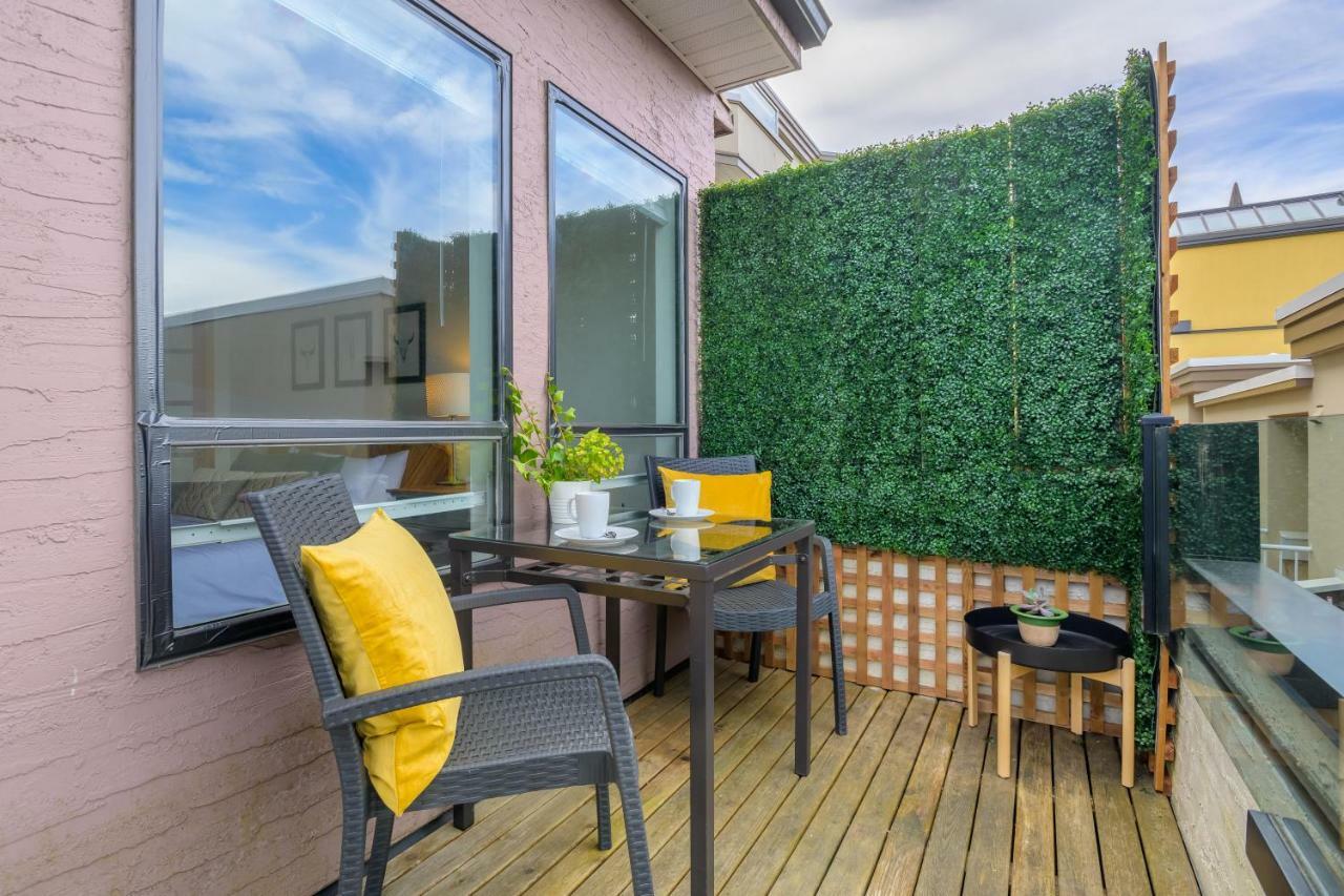 Charming 1 Bdrm View Suite Vancouver Zewnętrze zdjęcie